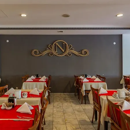 Nergos Garden 酒店 4*