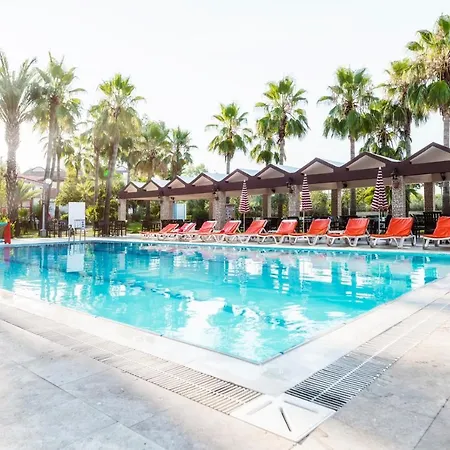 Hotel Nergos Garden Sidé