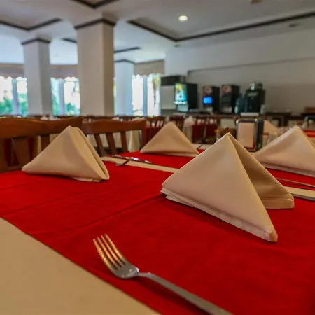 Hotel Nergos Garden 4*