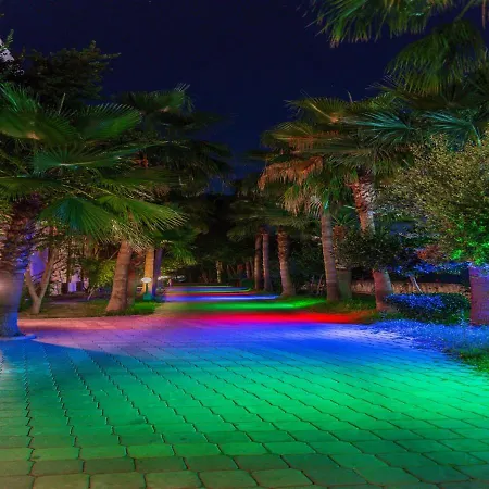 Hotel Nergos Garden 4*