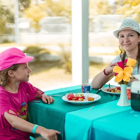 Hotel Nergos Garden 4*