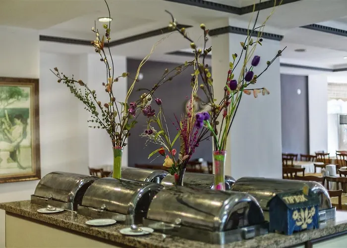 Nergos Garden Hotell 4*