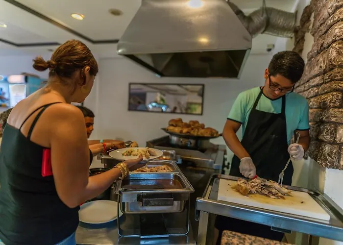 Hotell Nergos Garden Side