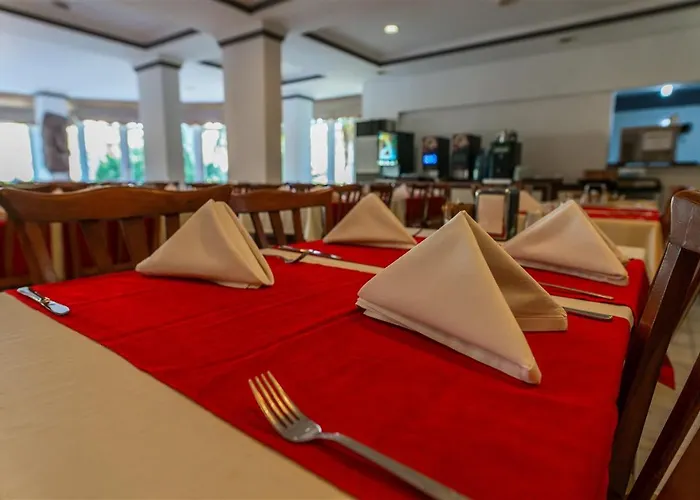 Hotel Nergos Garden 4*