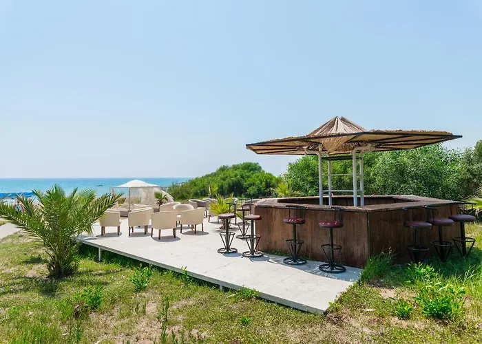 Szálloda Nergos Garden 4*